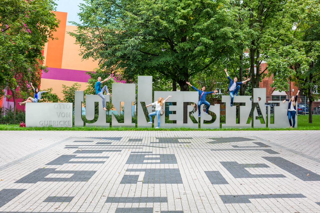 Fakultät für Wirtschaftswissenschaft Studium