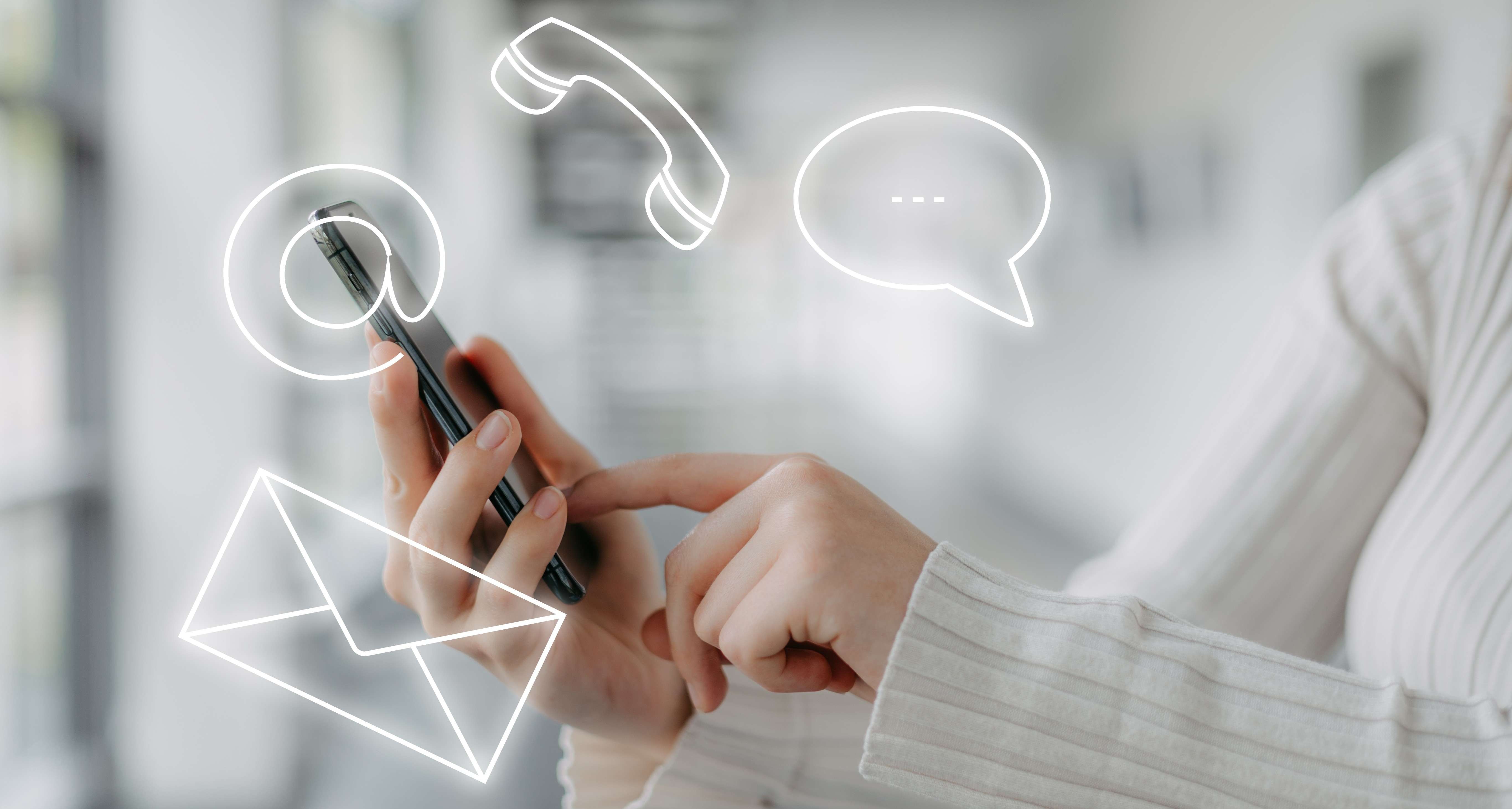 Bleiben Sie mit uns in Verbindung! / Stay connected with us!